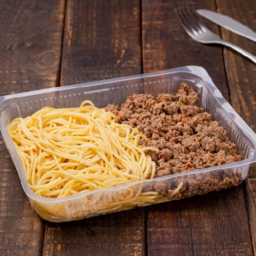 nosso pf- prato 4- macarrão alho e óleo + carne moída