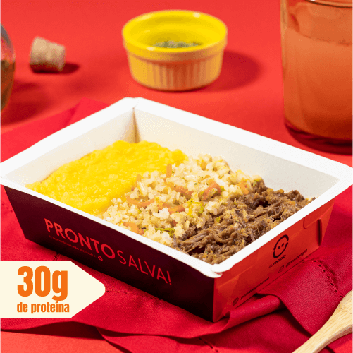 marmita - carne desfiada + arroz integral à grega + purê de mandioquinha
