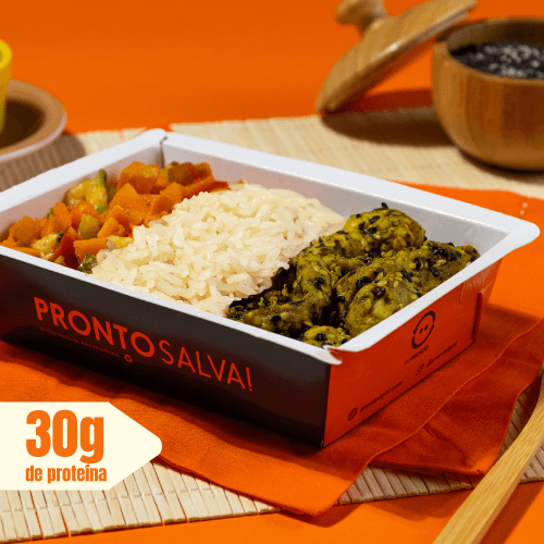 marmita - frango em tiras com gergelim + arroz branco + legumes grego